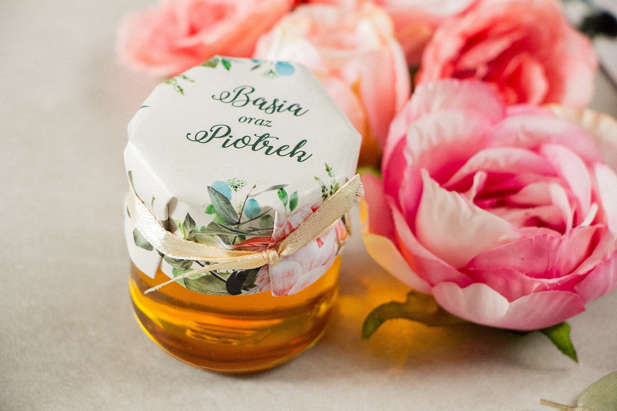 Miodki Ślubne Korani nr 6 – Słodkie Podziękowanie z Różami i Piwoniami