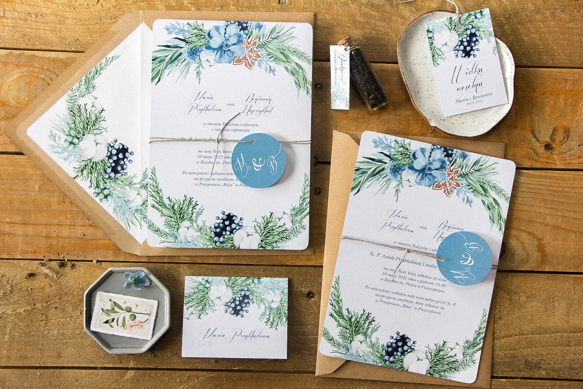 Zestaw próbek zaproszeń ślubnych i dodatków w stylu rustykalnym Indygo nr 8