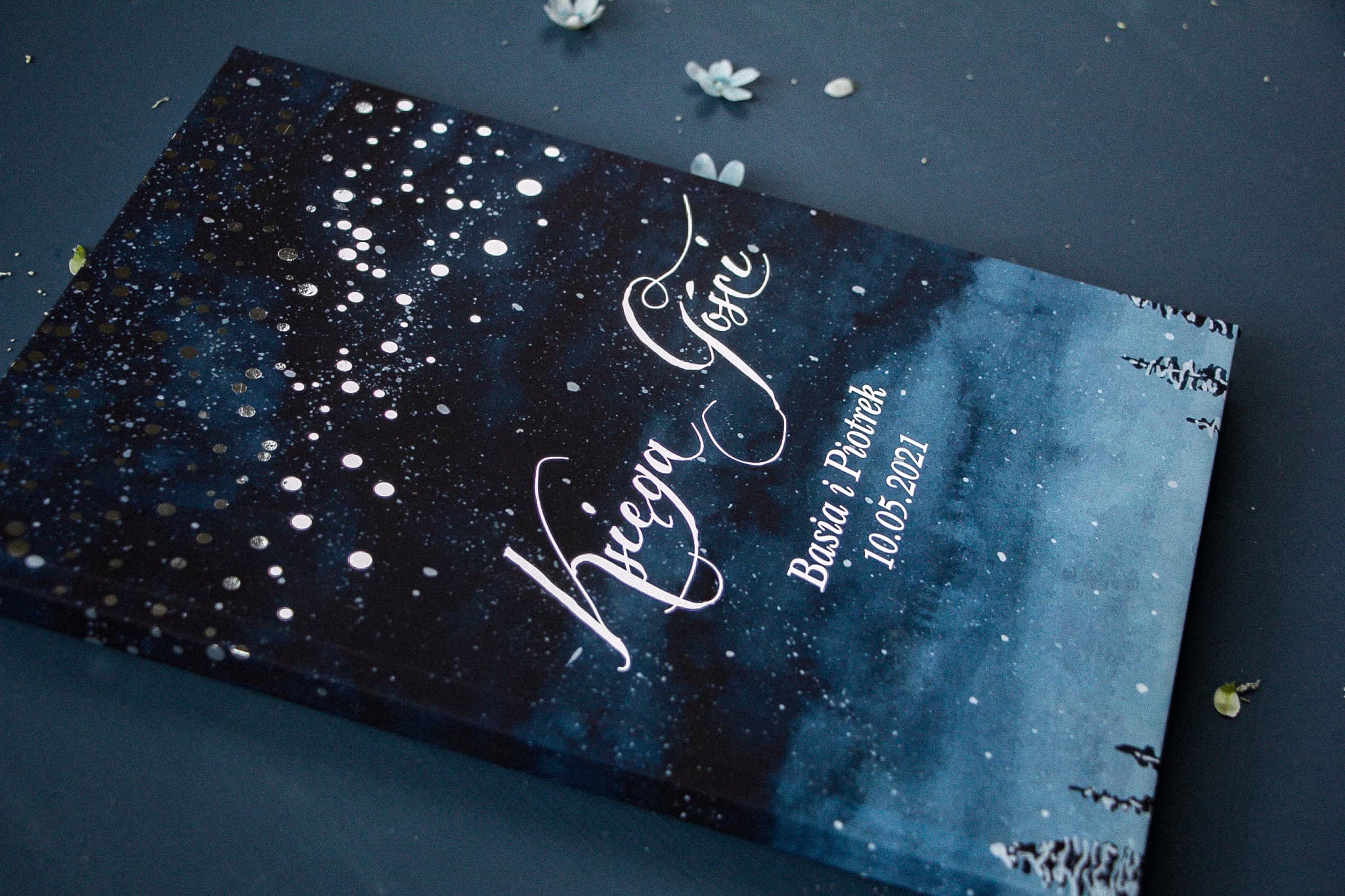 Księga Gości Galaktyka Granatowa ze Złotem | Elegancki Album na Wpisy Gości Weselnych | Pastelowe Nr 6 - 3