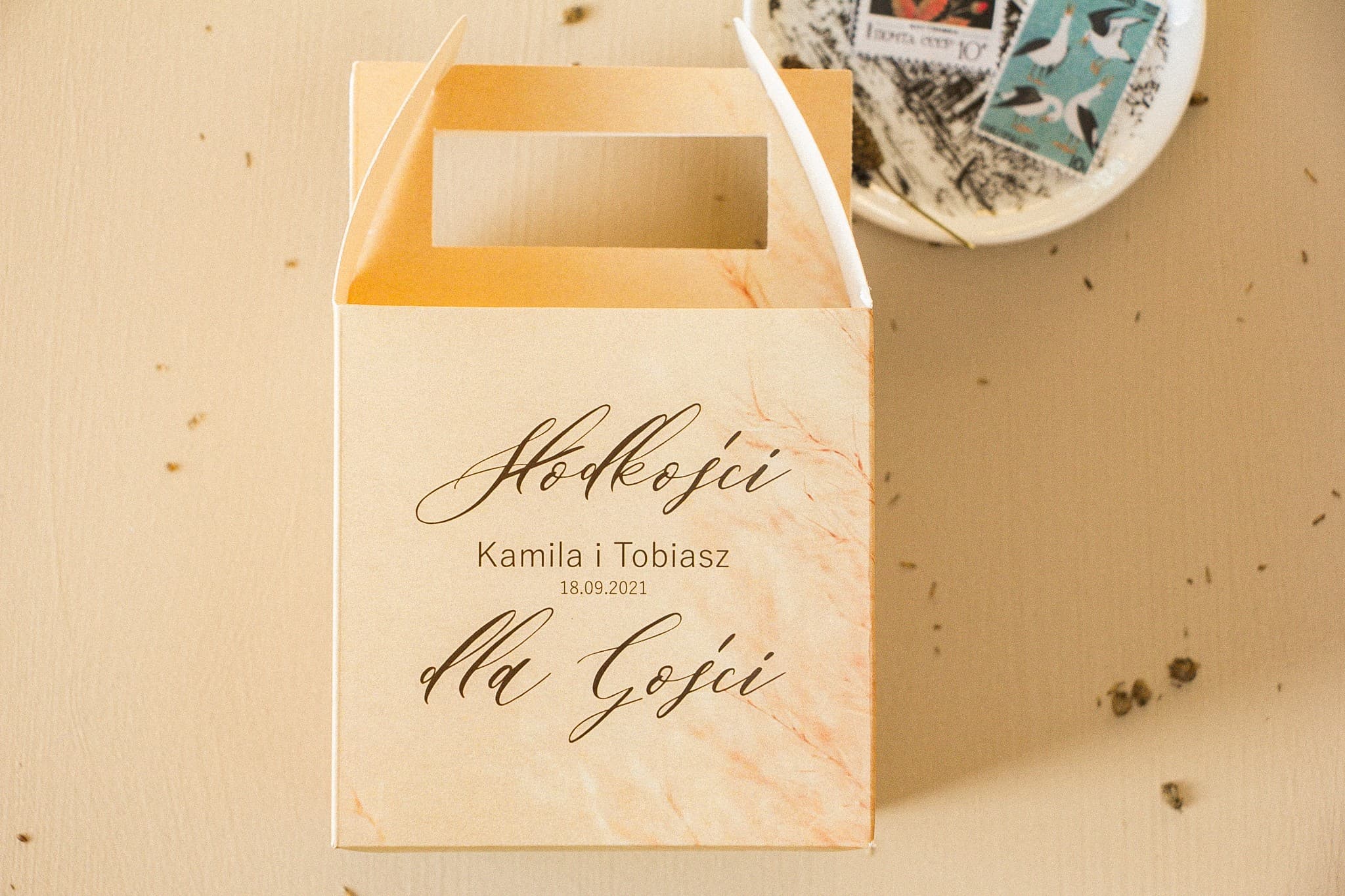 Pudełko na Ciasto Weselne z Trawą Pampasową Boho | Podziękowania dla Gości | Opal nr 1