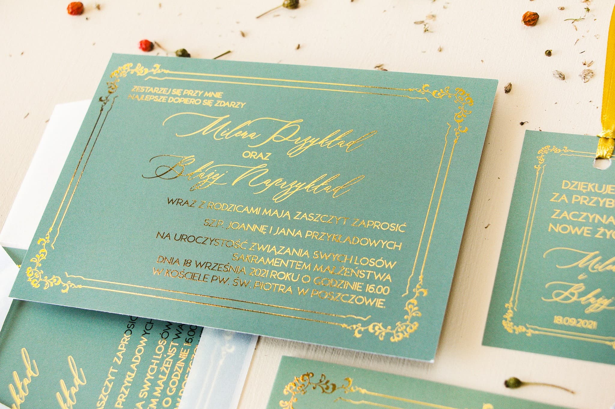 Zaproszenia ślubne glamour w butelkowej zieleni ze złoceniem Sand nr 3