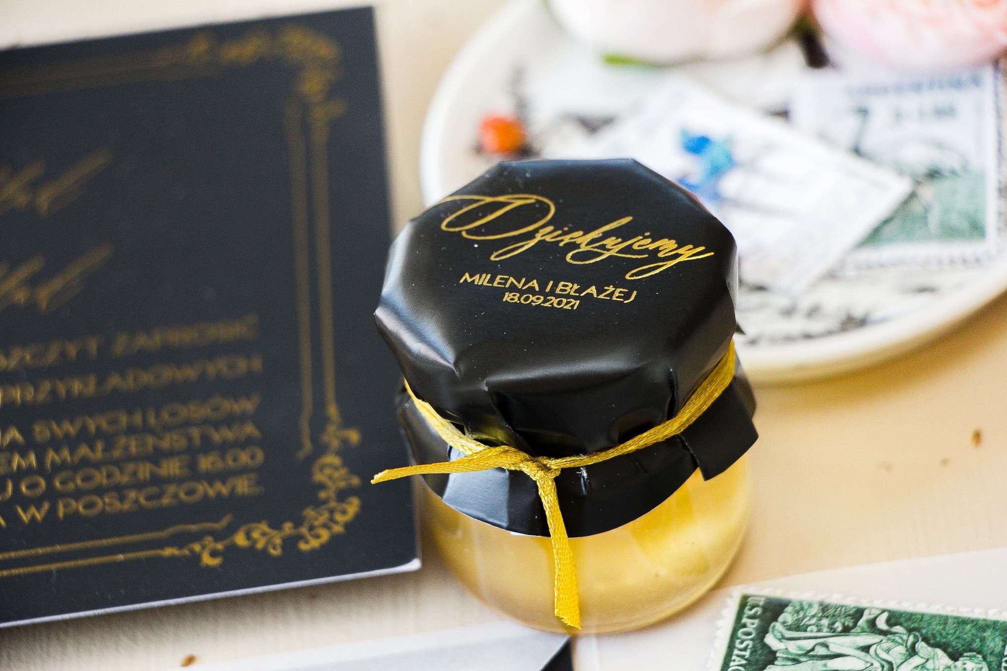 Polski Miód w Słoiczku Sand nr 2 – Elegancki Upominek w Stylu Glamour