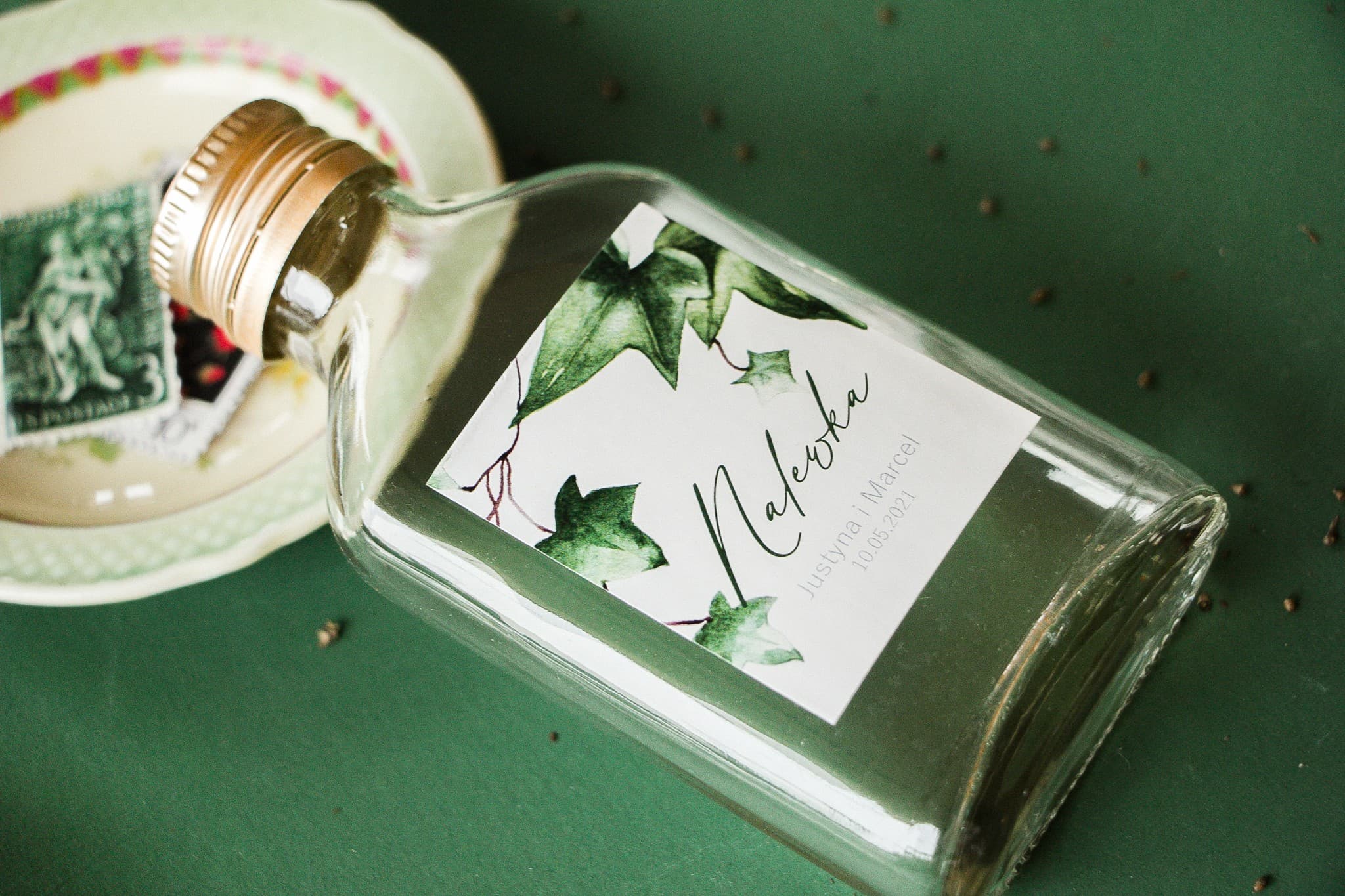 Buteleczki na nalewkę dla gości w stylu greenery z motywem zielonego bluszczu Soft nr 2 - 3