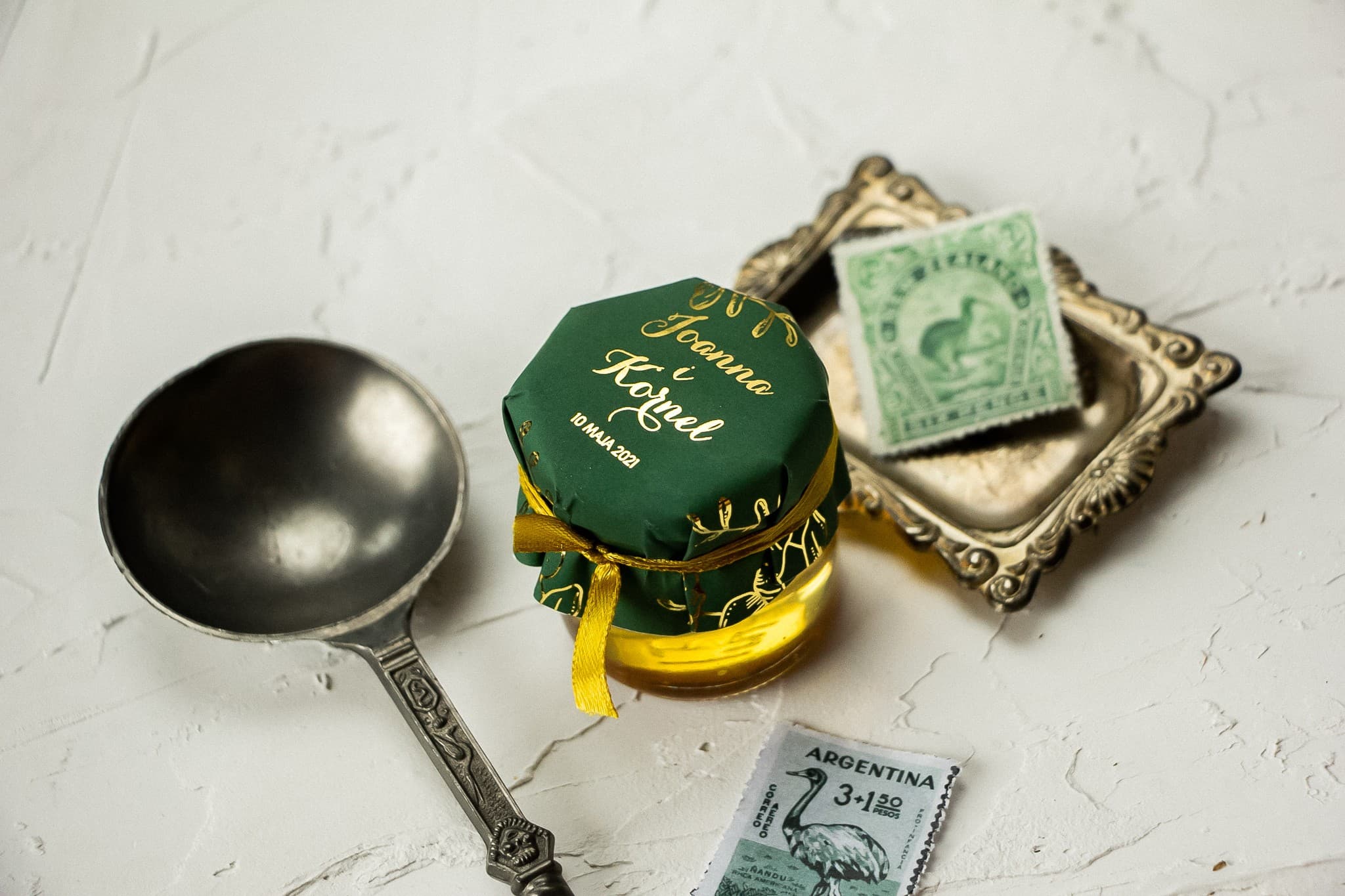 Złocone Miodziki Pattern nr 2 – Słodkie Podziękowanie w Butelkowej Zieleni