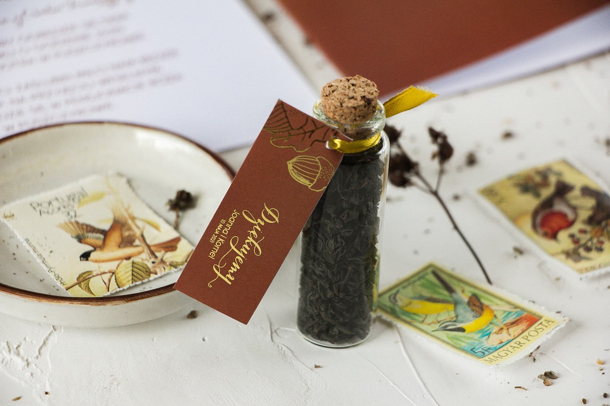 Podziękowania dla gości z herbatą i złoconym motywem żołędzi Pattern nr 1