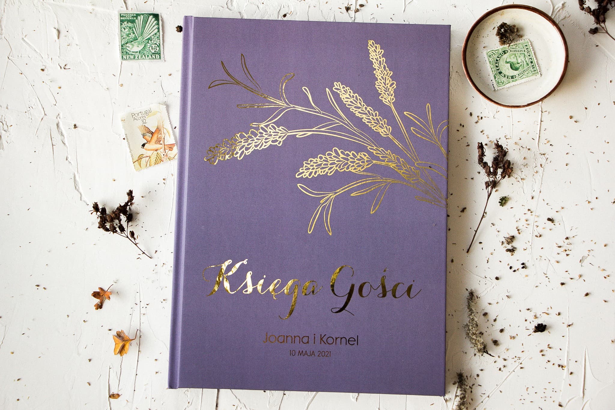 Fioletowa Księga Gości ze Złotymi Kłosami A4 | Personalizowany Album na Wpisy Gości | Pattern Nr 3 - 3