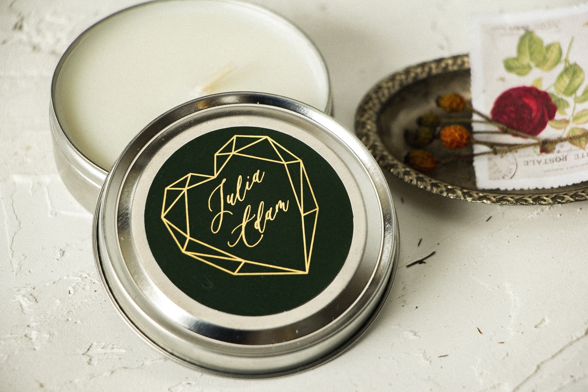 Świeca Zapachowa Szafirowe nr 6 – Butelkowa Zieleń i Podziękowanie dla Gości