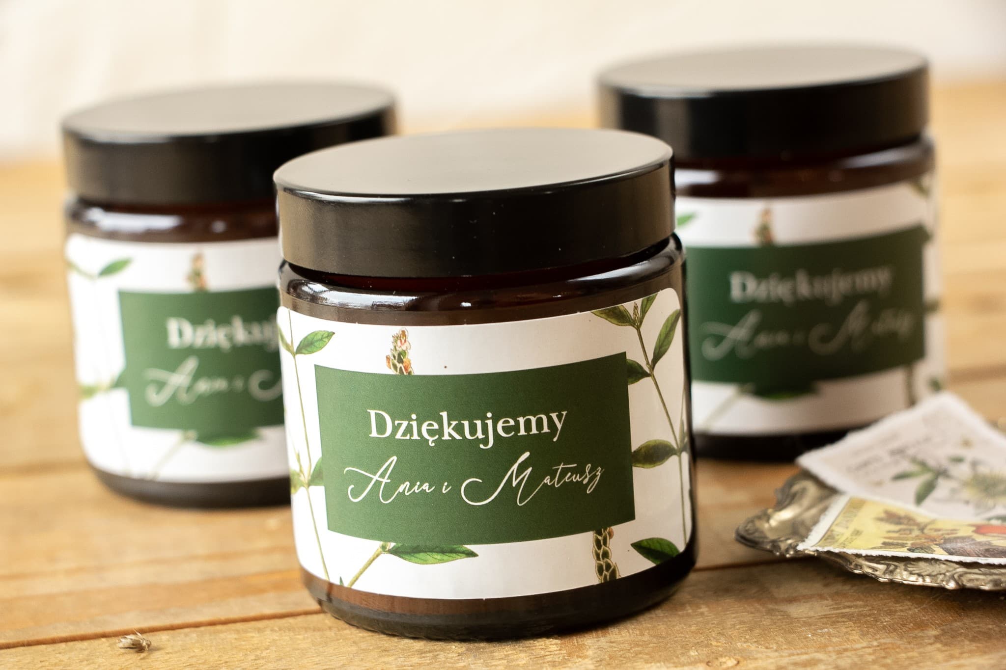 Świeczka Sojowa Korani nr 9 – Botaniczna Zieleń i Podziękowanie dla Gości - 2