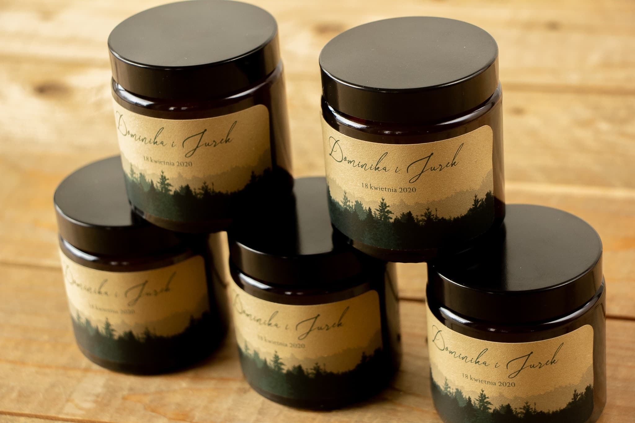 Świeczka Sojowa Delize nr 1 – Leśny Motyw i Podziękowanie dla Gości - 3