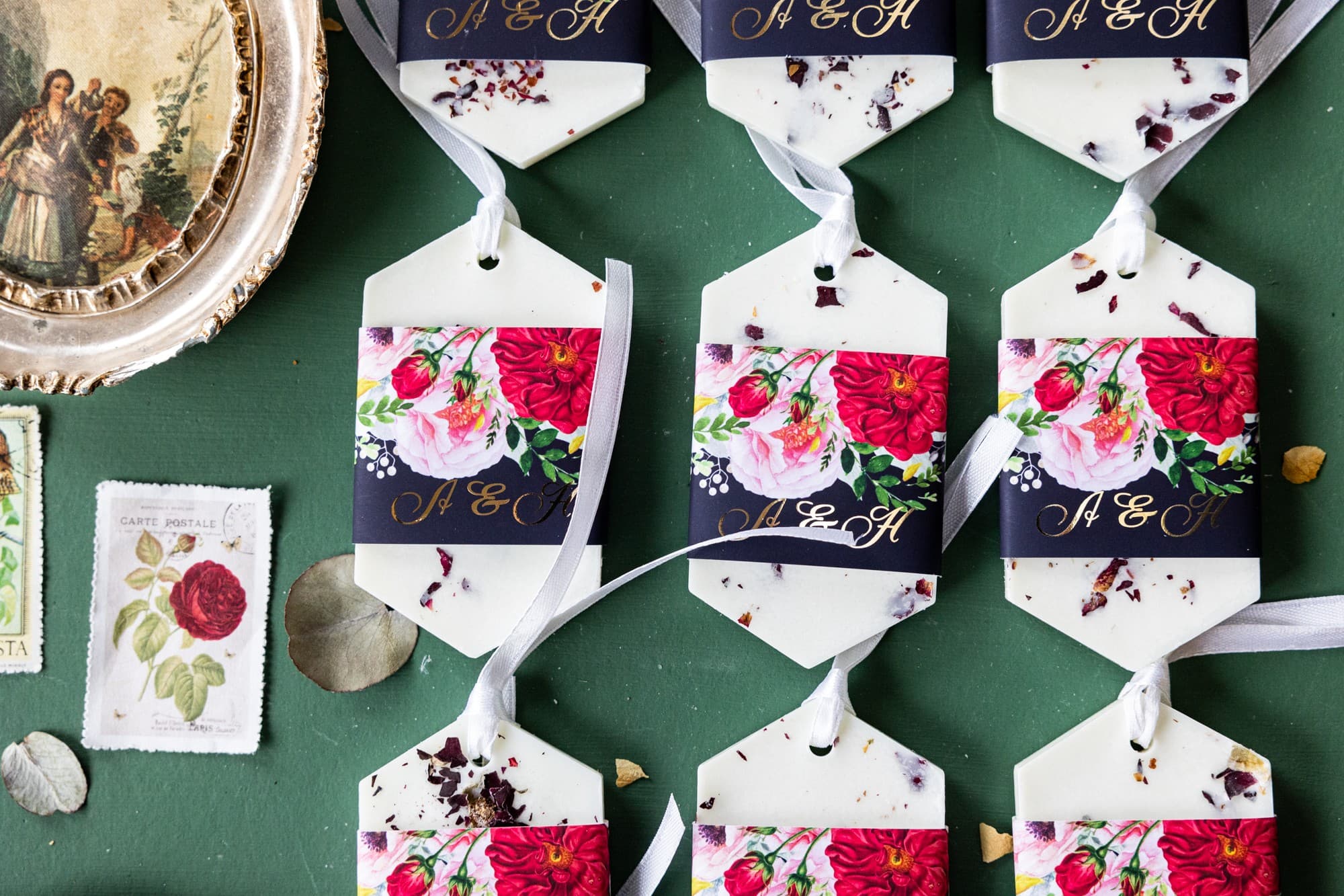 Sojowa zawieszka zapachowa, granatowa ze złotem | Podziękowania dla gości weselnych | Szafirowe nr 4 - 2