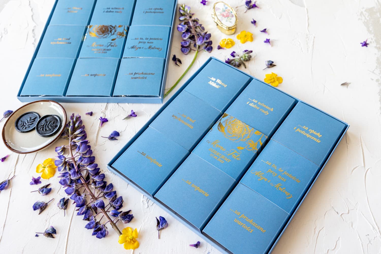 Elegancka Bombonierka Dusty Blue ze Złoceniem | Podziękowania dla Rodziców Ślubne | Onyks nr 2 - 2