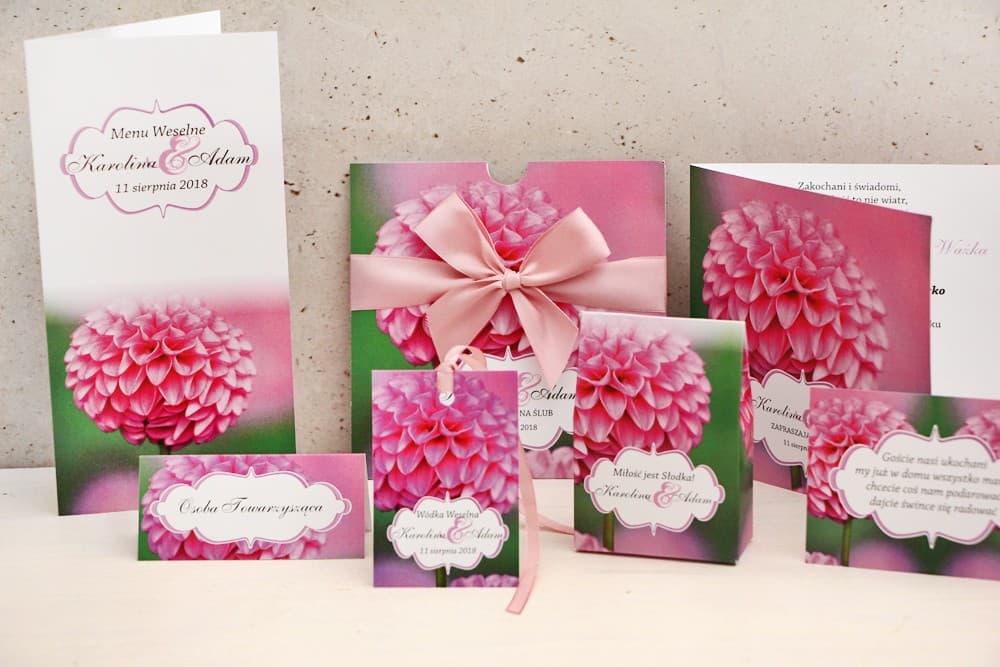 Zaproszenia ślubne glamour z kwiatami, butelkowa zieleń złocona z różową dalią – Felicja nr 9