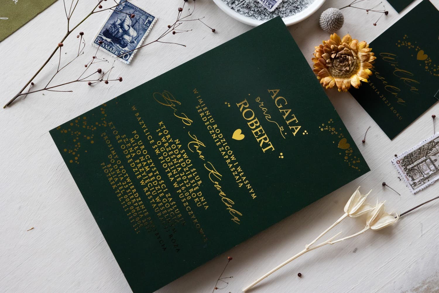 Zaproszenia ślubne glamour butelkowa zieleń ze złoconym sercem Simple nr 2 - 3