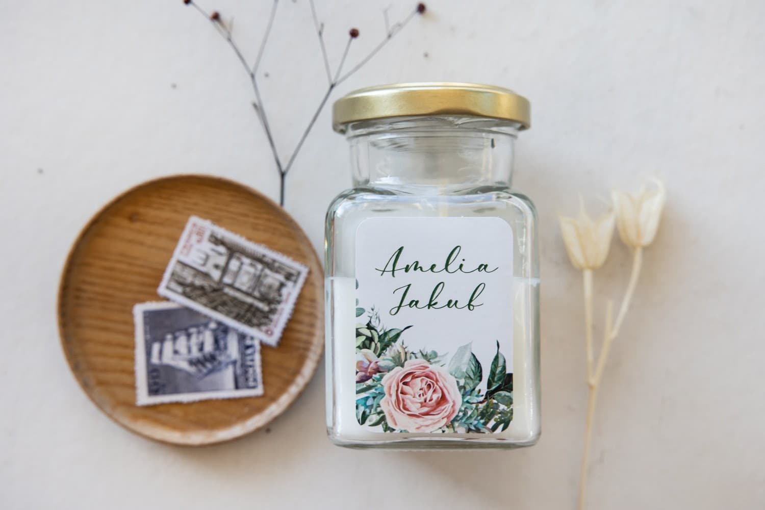 Świeca Zapachowa w Szkle Korani Nr 11 – Piwonie i Podziękowanie dla Gości