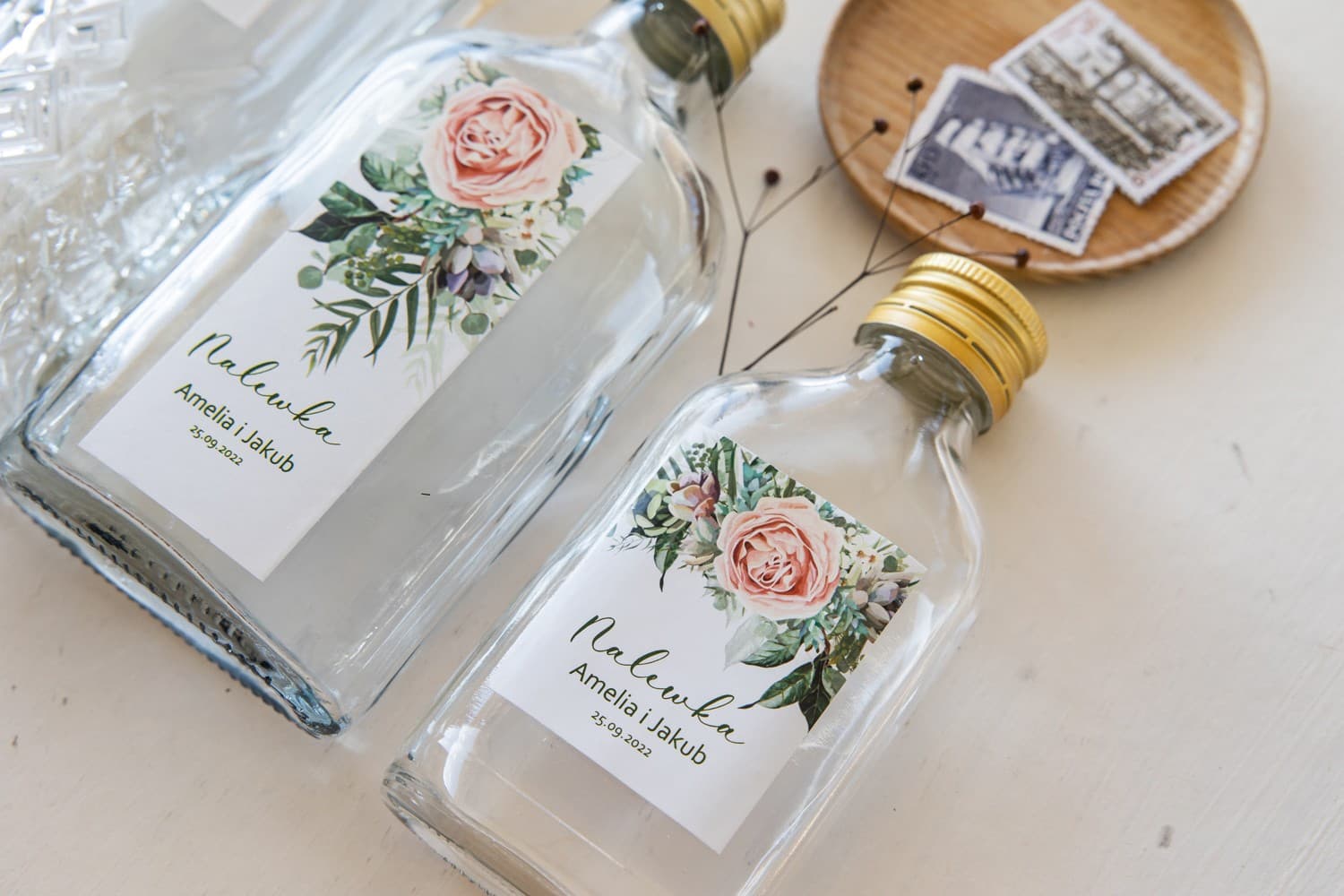Buteleczki na Nalewki z Piwoniami, Personalizowane Etykiety | Podziękowania dla Gości Weselnych | Korani nr 11 - 5