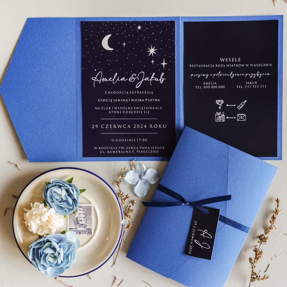 Zaproszenia Ślubne Avril nr 6 – Niebieskie z Czarną Satyną