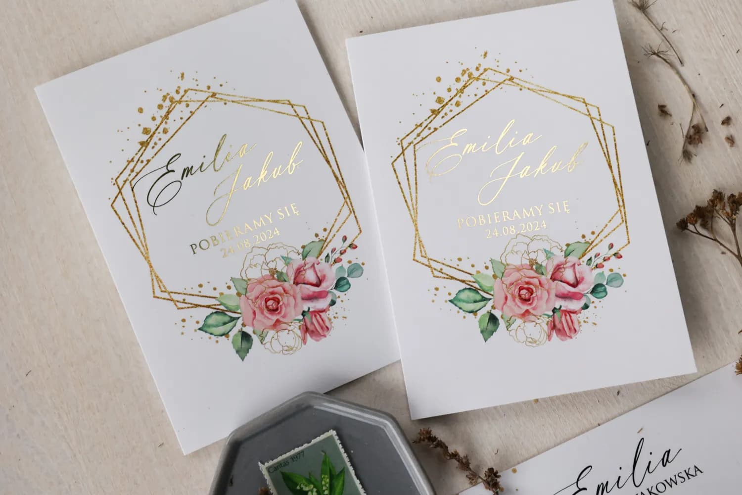 Zaproszenia ślubne glamour złocone z heksagonem i akwarelowymi różami Ruskus nr 7 - 2