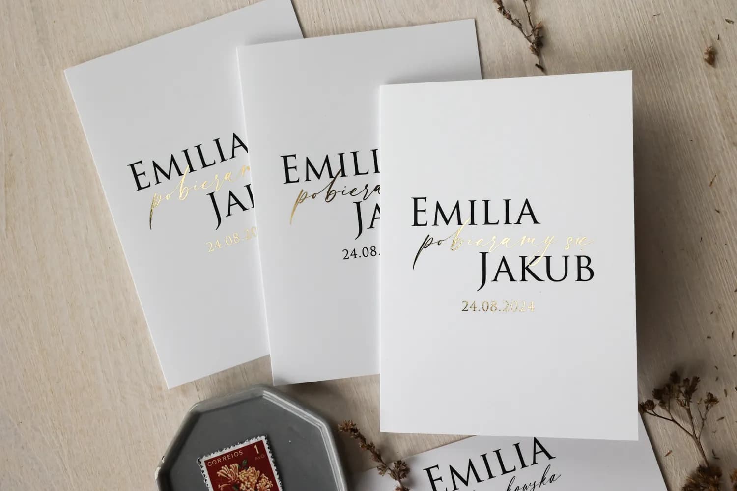 Zaproszenia ślubne glamour z zielonymi liśćmi i złoceniem – Ruskus nr 13 - 2