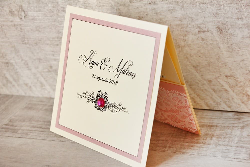 Eleganckie srebrne zaproszenia ślubne glamour z koronką, cyrkonią i kieszonką – Z Koronką nr 1 - 3