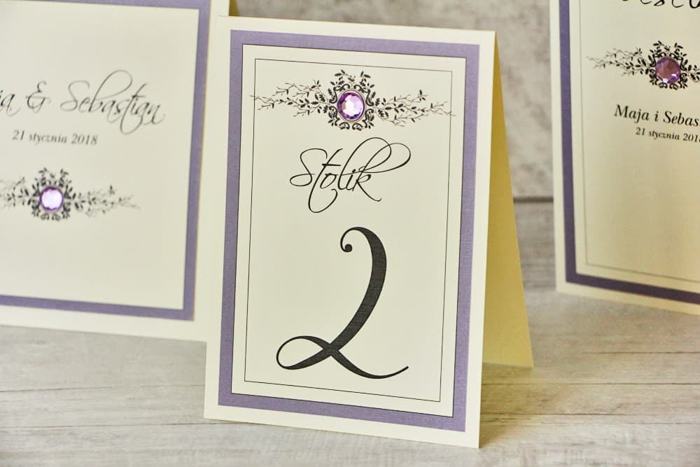 Eleganckie Numerki na Stół Weselny z Koronką i Cyrkonią | Romantyczna Numeracja Stołów Glamour | Z Koronką nr 3