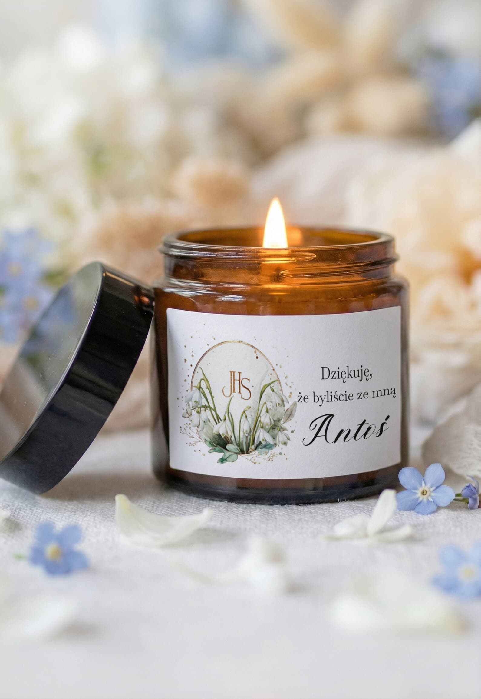 Świeczka Sojowa Lukrecja nr 1 – Konwalie i Podziękowanie na Komunię