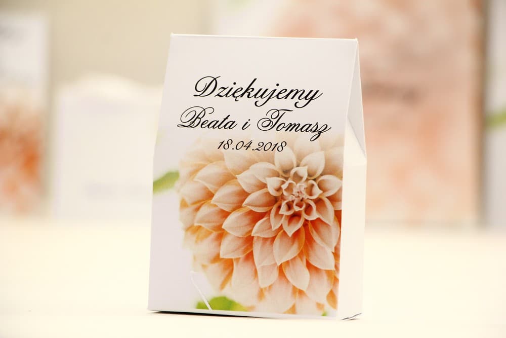 Pudełeczko z Łososiową Dalią i Słodyczami, Upominek | Podziękowania dla Gości Weselnych w Pudełeczku | Elegant nr 9