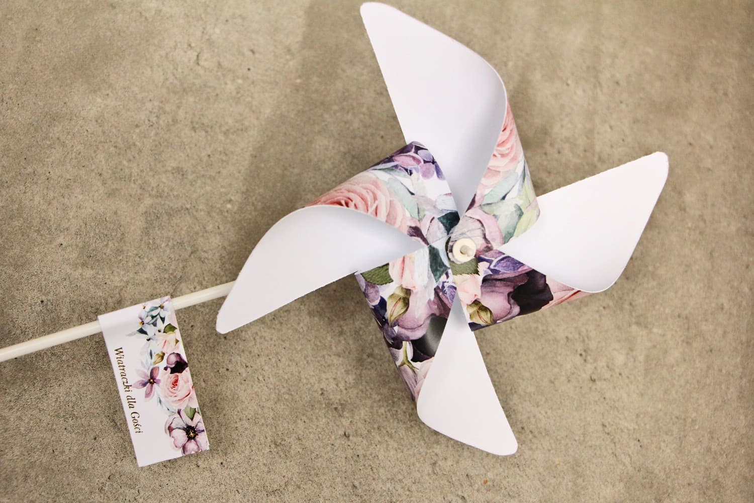 Personalizowane Wiatraczki Kwiatowe na Patyczku | Oryginalne Podziękowania dla Gości Weselnych | Sorento nr 2