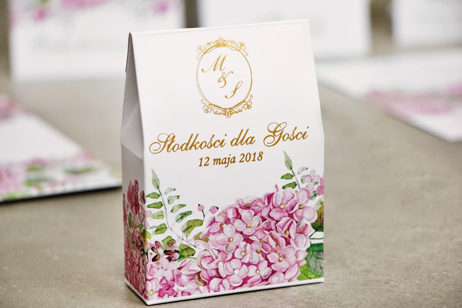 Różowe Pudełeczka z Hortensją i Złoceniem | Podziękowania dla Gości Weselnych | Sorento nr 6