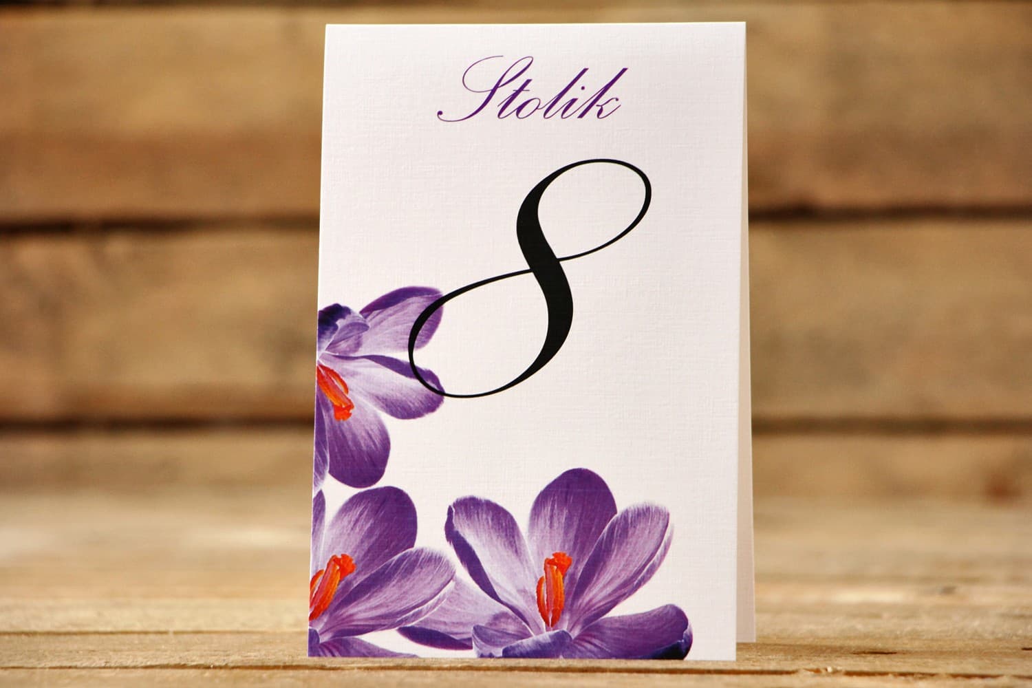 Fioletowe Numery na Stół z Krokusami | Numerki na Stoły Weselne Stojące | Malowane Kwiaty nr 10