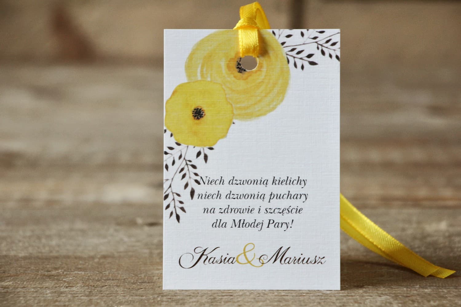 Zawieszki na Alkohol Żółte Kwiaty Jaskry | Etykiety na Wódkę Weselną Akwarelowe | Malowane Kwiaty nr 18