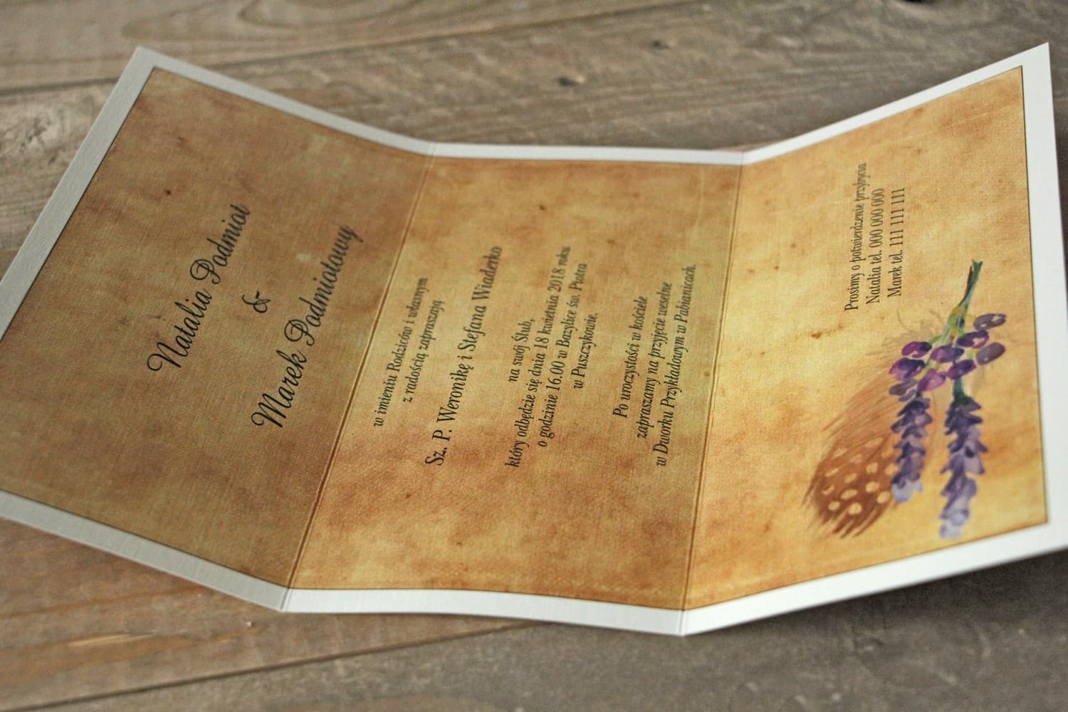 Zaproszenia ślubne rustykalne z fioletowym piórkiem w stylu boho – Karmelowe nr 3 - 2