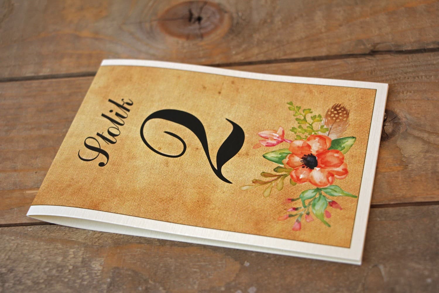 Numerki na stół weselny Boho Kwiaty | Rustykalna numeracja stołów w karmelowych kolorach | Karmelowe nr 4