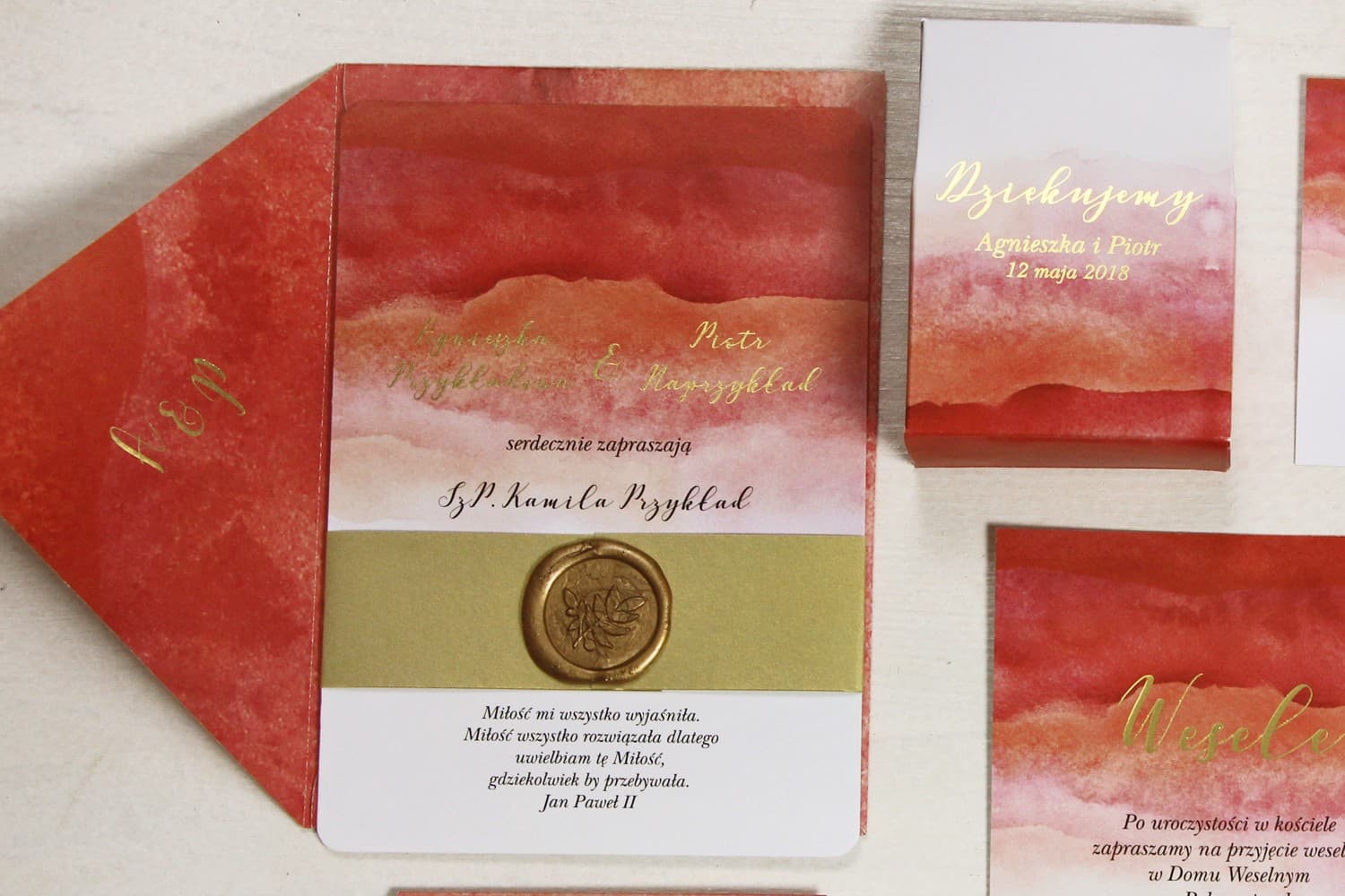 Zaproszenia ślubne czerwone złocone z akwarelowymi kwiatami i lakiem – Delfina nr 1 - 3