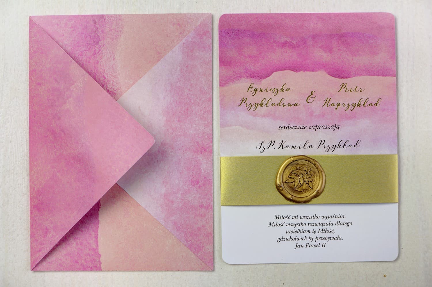 Zaproszenia ślubne glamour z różową akwarelą, złoceniem i lakiem Delfina nr 5 - 2