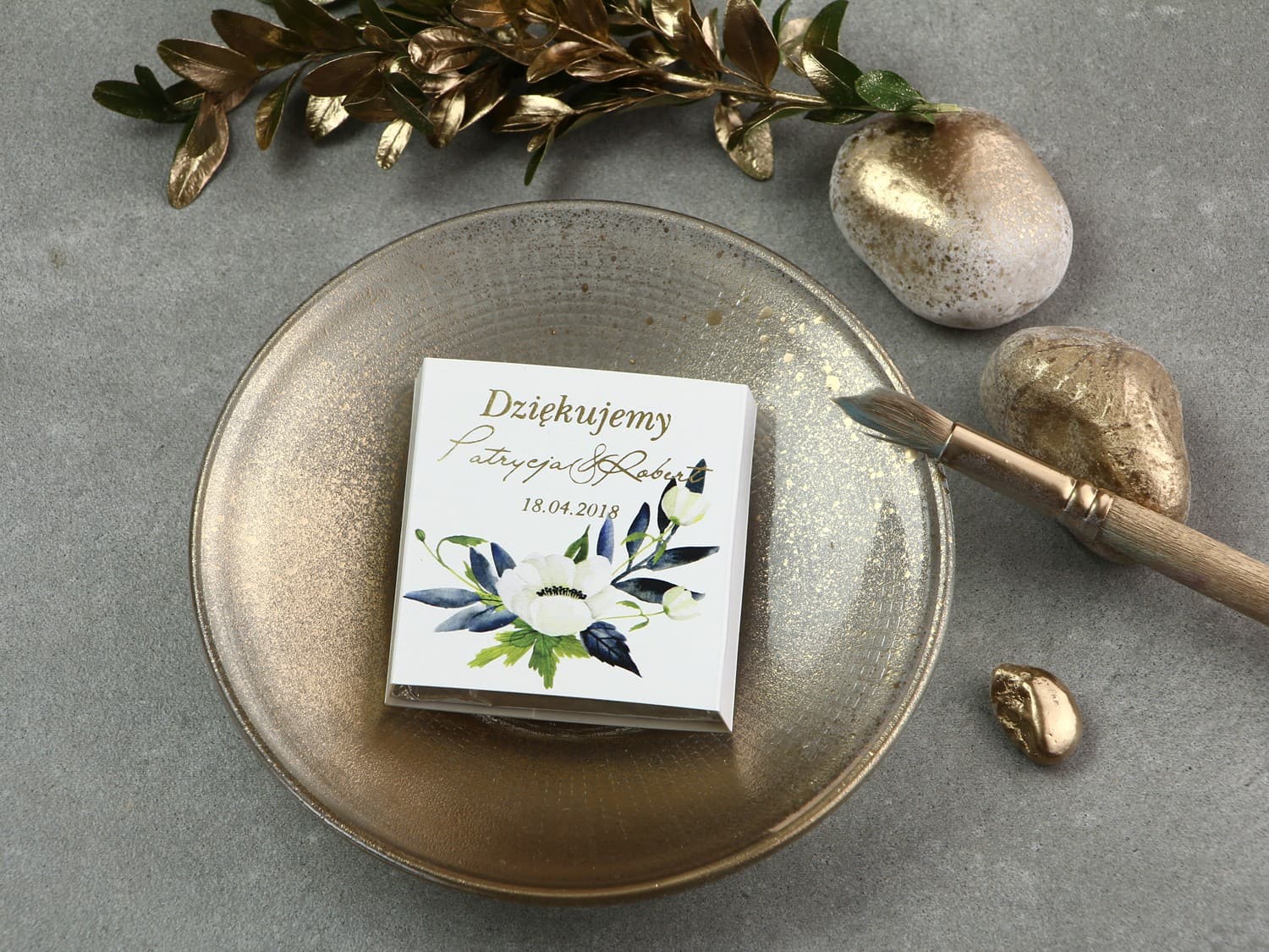 Złocone Czekoladki Ślubne z Anemonami | Eleganckie Podziękowania dla Gości Weselnych | Cykade nr 3