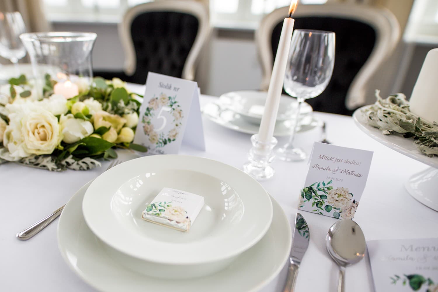 Czekoladki Ślubne z Piwoniami i Eukaliptusem, Srebrne Napisy | Podziękowania dla Gości Weselnych | Cykade nr 15