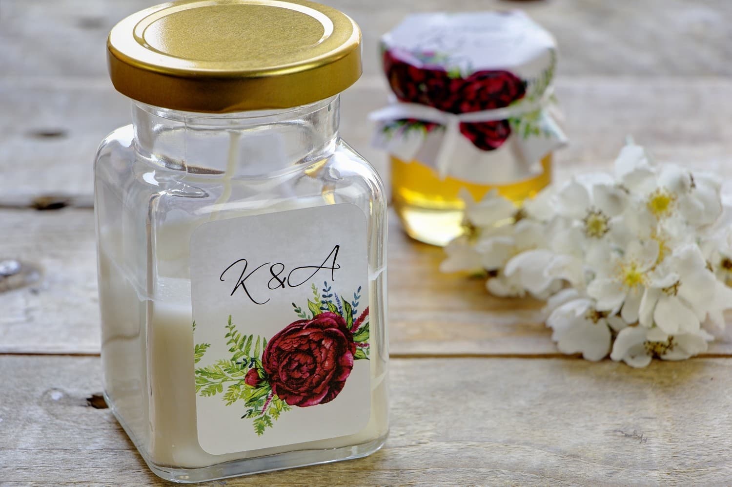 Świeczka Sojowa w Szkle Kalia nr 7 – Podziękowanie dla Gości z Bordową Piwonią