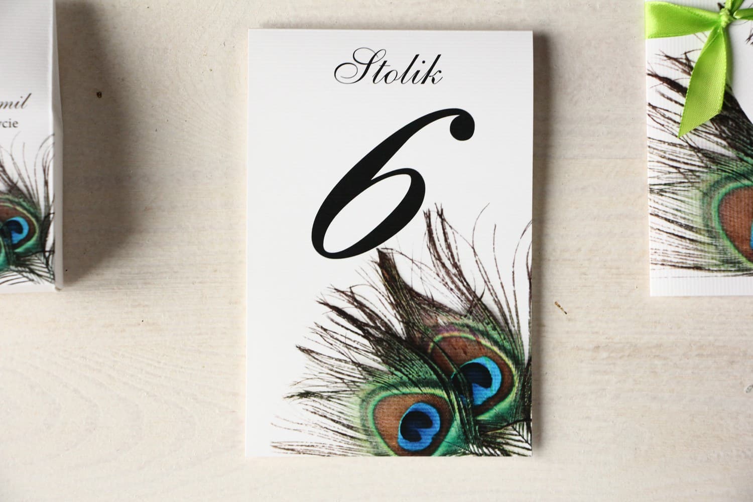 Numerki na stół weselny z motywem pawich piór, stojące | Numeracja stołów weselnych | Magnet nr 1