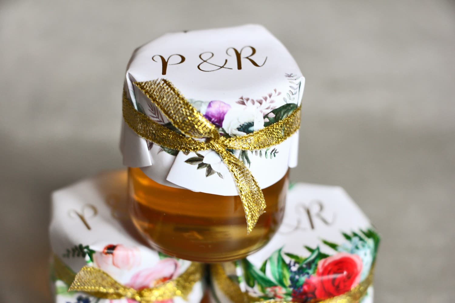 Złocone Miodki Ślubne Cykade nr 1 – Słodkie Podziękowanie z Anemonami