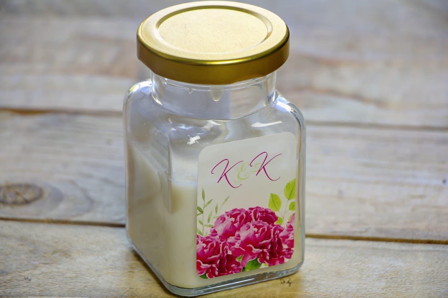 Świeczka Sojowa Akwarele nr 18 – Podziękowanie dla Gości z Różowymi Goździkami