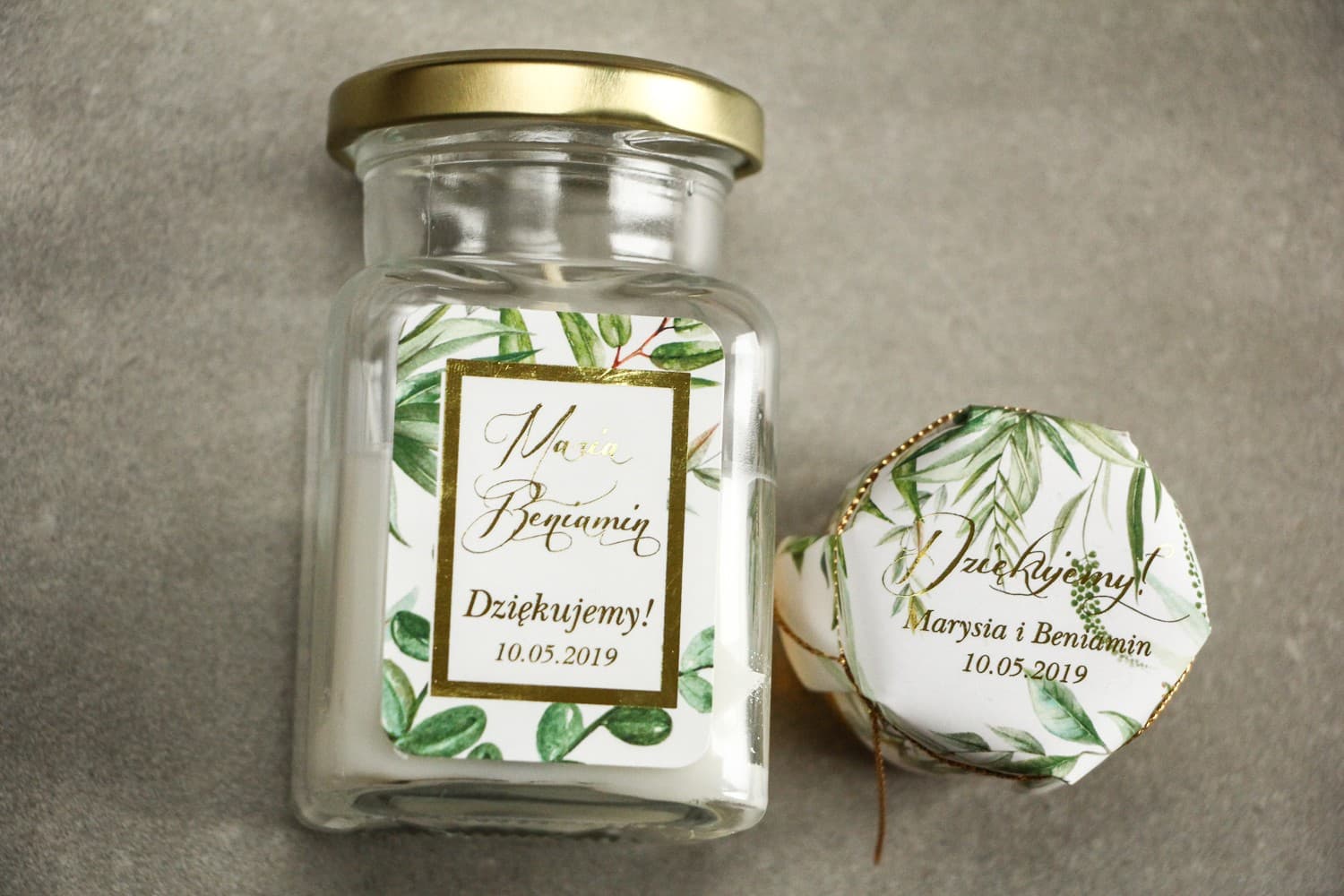 Świeczka Sojowa w Szkle Flores nr 3 – Złocone Podziękowanie dla Gości Greenery