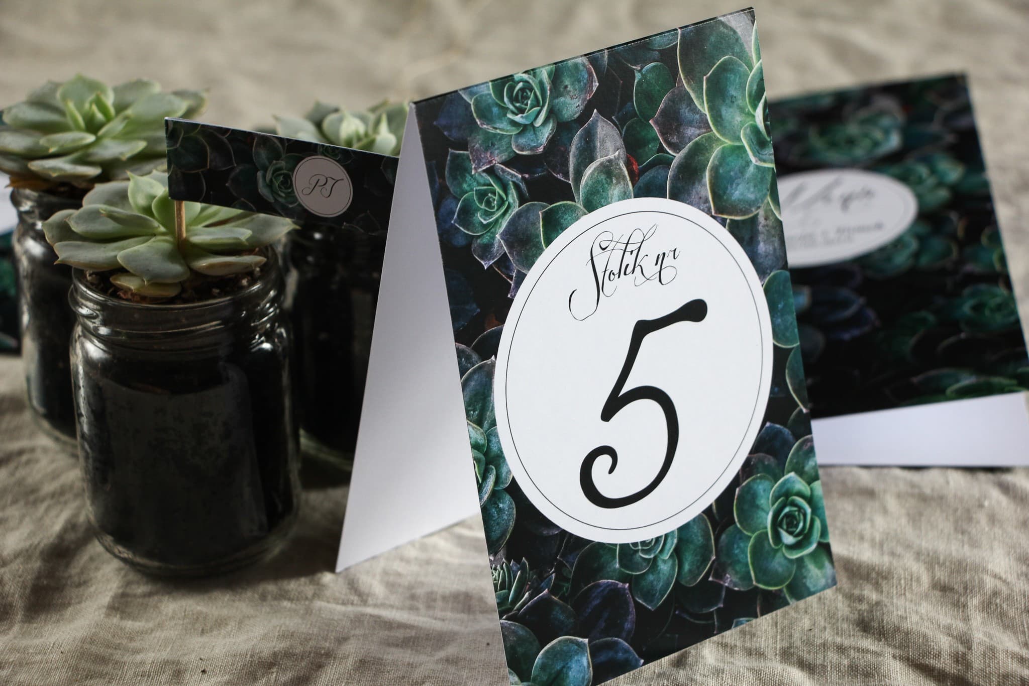 Numerki na Stół Weselny Stojące Botaniczne z Eukaliptusem | Numeracja Stołów | Botanik nr 3