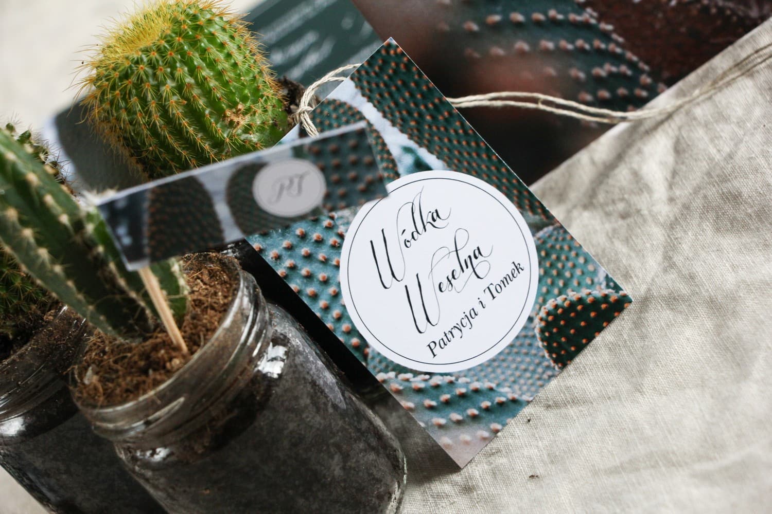 Botaniczne Zawieszki na Wódkę Weselną z Kaktusem | Oryginalne Zawieszki na Alkohol | Botanik nr 4