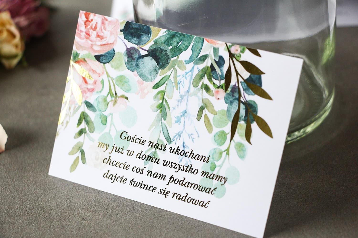 Złocony Bilecik do Zaproszeń Rubin nr 2 – Wkładka w Stylu Glamour z Piwoniami