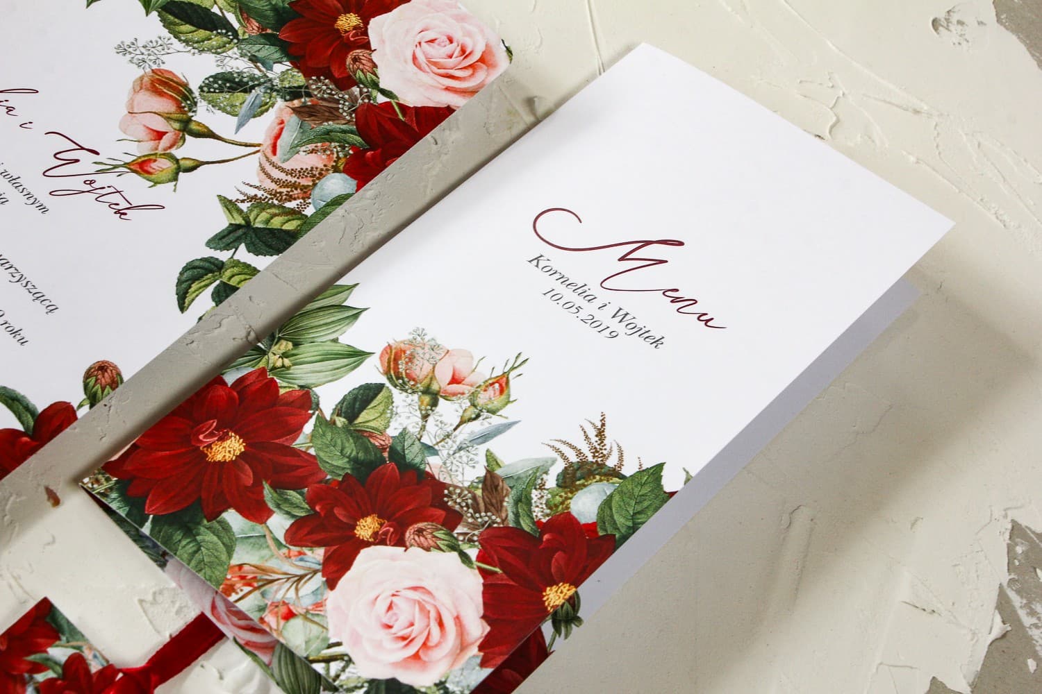 Eleganckie Menu Weselne z Bordowymi Daliami | Karta Dań na Stół | Wenis Nr 3