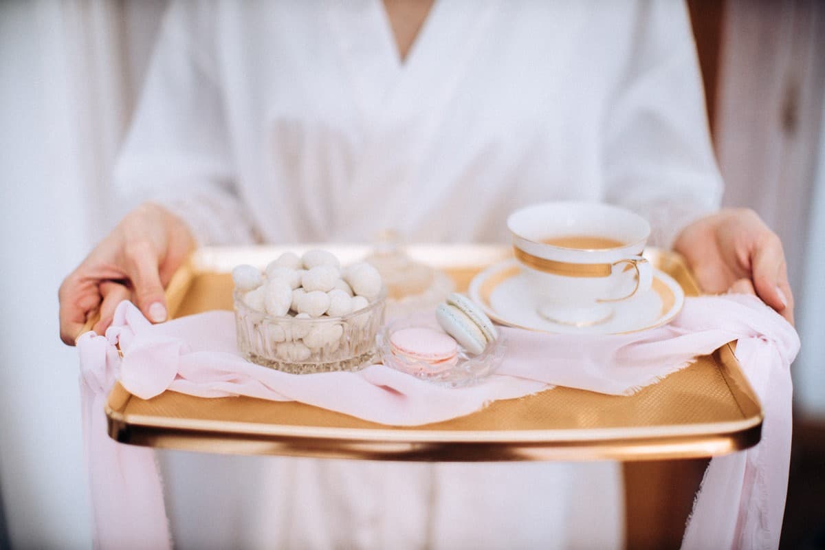 Eleganckie Menu Weselne z Piwoniami i Różami | Personalizowana Karta Dań na Stół Ślubny | Rozalia Nr 4 - 4