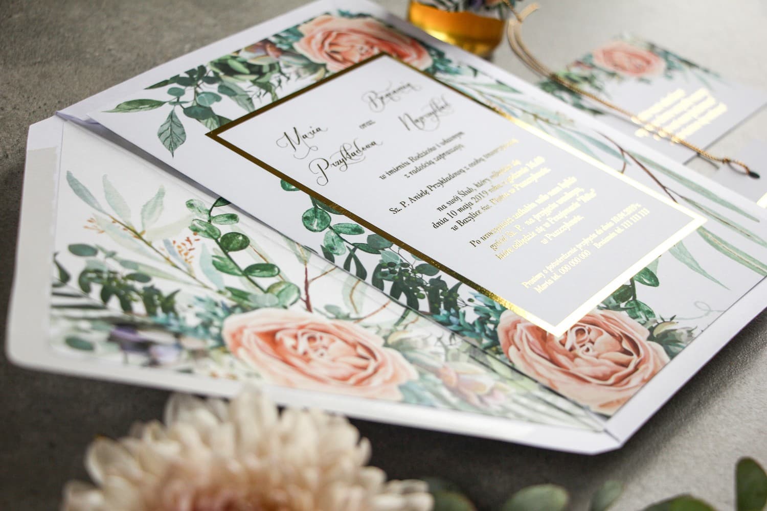 Próbka Zaproszenia Ślubnego Glamour z Piwoniami | Sprawdź Jakość Na Żywo | Flores nr 4