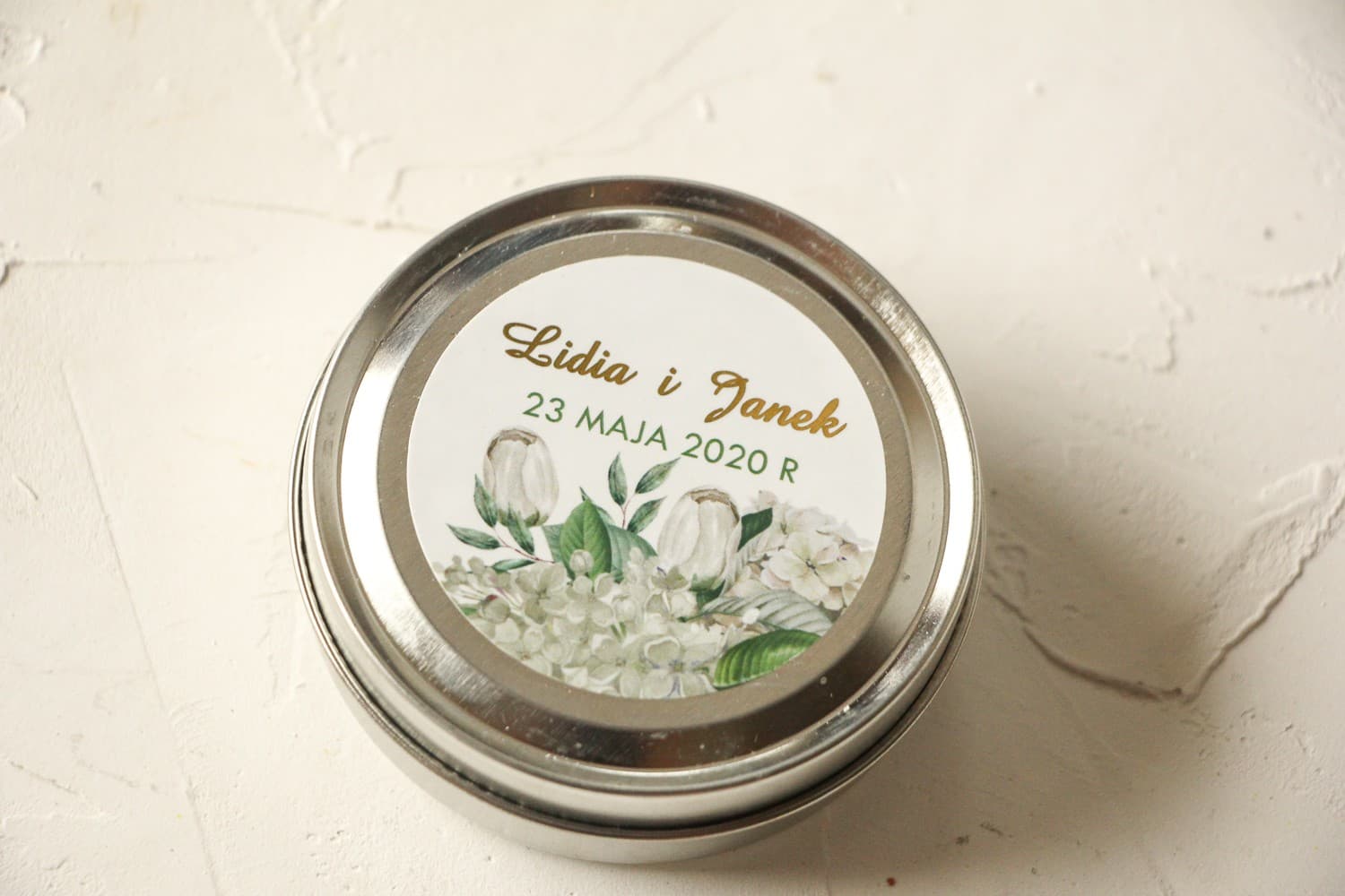 Świeczka Sojowa Avril nr 2 – Podziękowanie dla Gości z Hortensją i Złoceniem