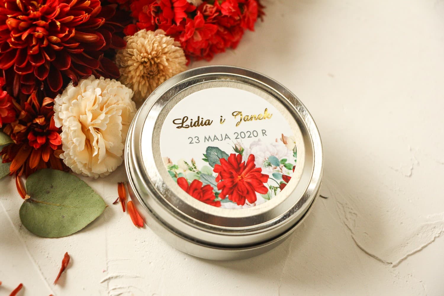 Świeczka Sojowa Avril nr 4 – Podziękowanie dla Gości z Motywem Bordowych Róż