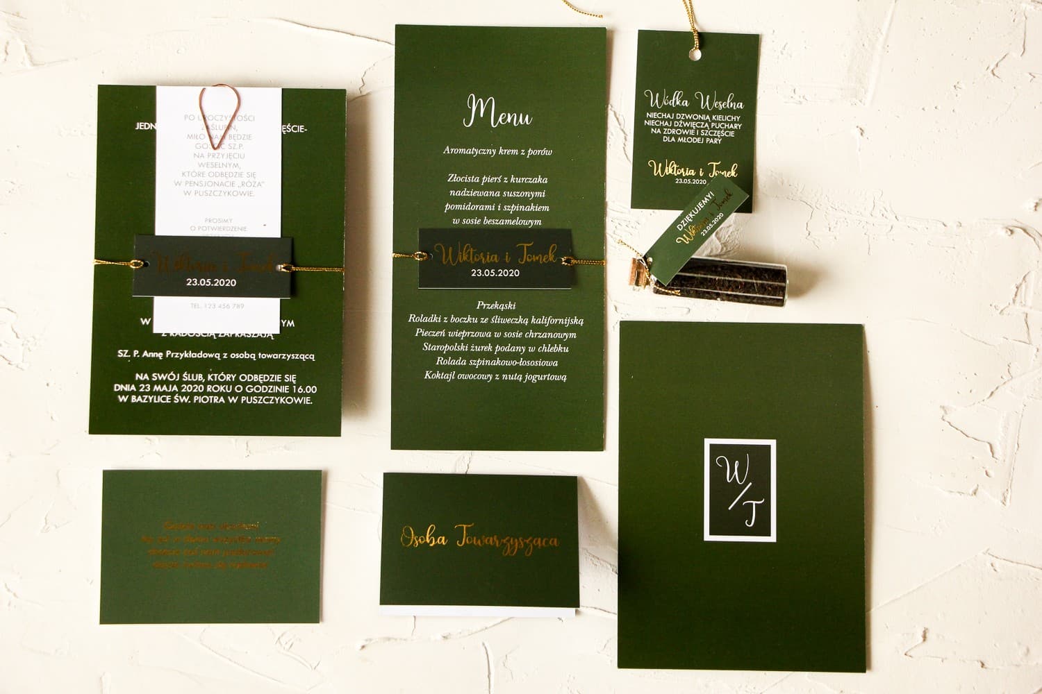 Zaproszenia ślubne glamour w butelkowej zieleni ze spinaczem rose gold Emerald nr 3 - 3